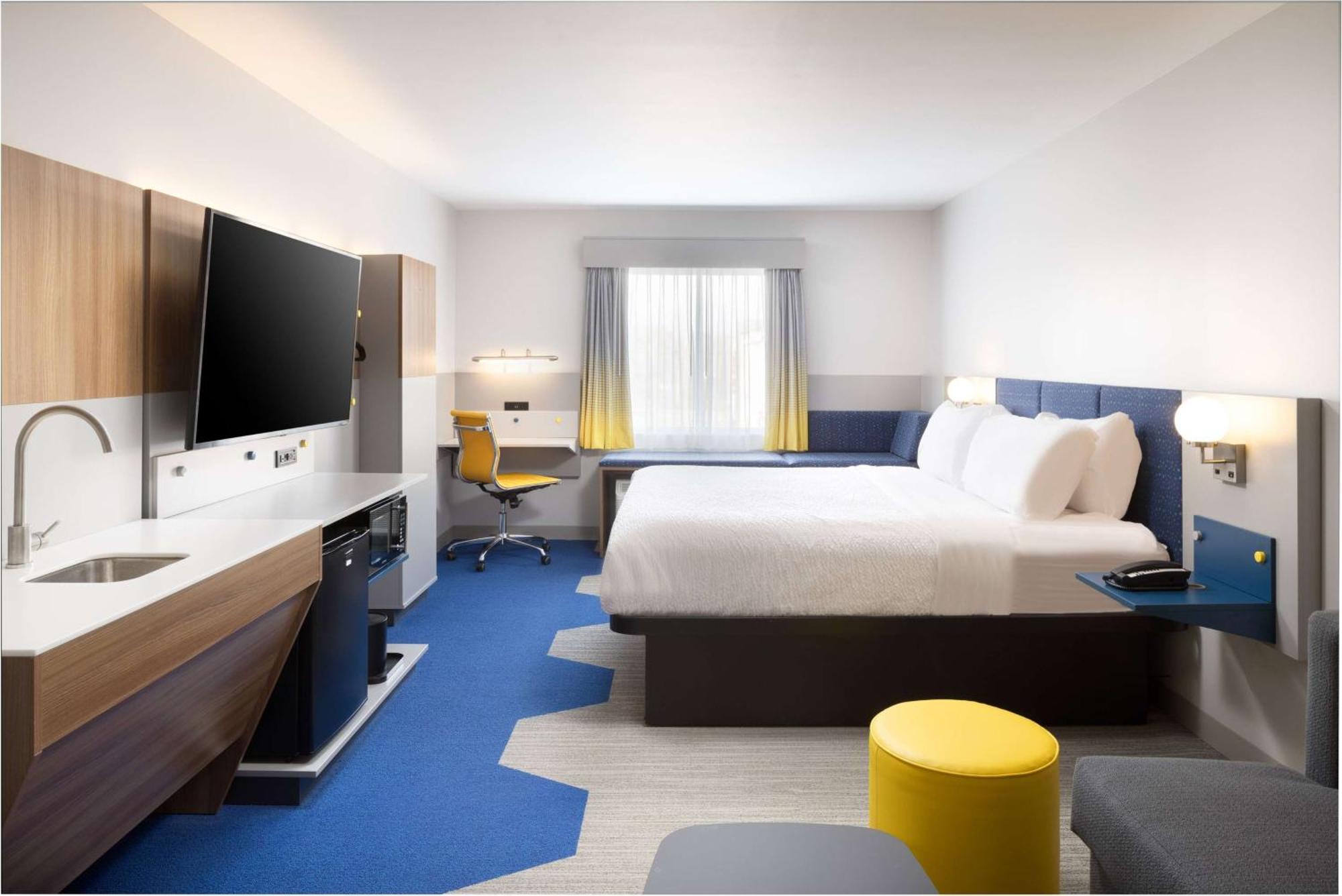 Microtel Inn & Suites By Wyndham Macedon Екстер'єр фото